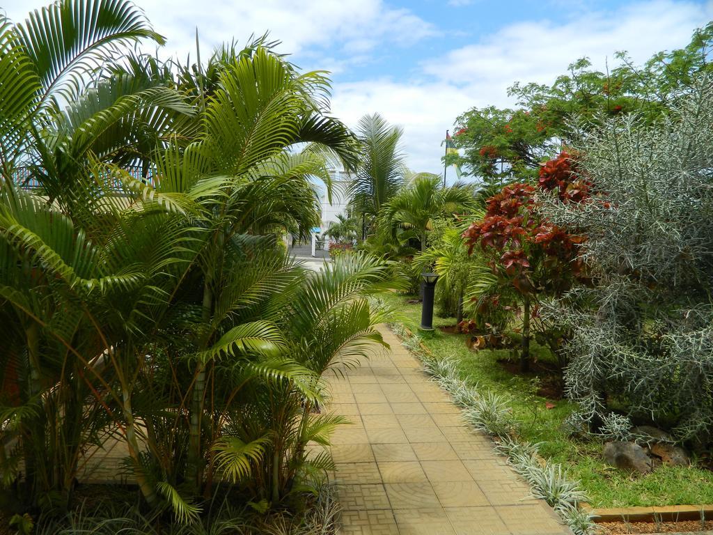 West Coast View Studios & Appartment Flic en Flac Luaran gambar