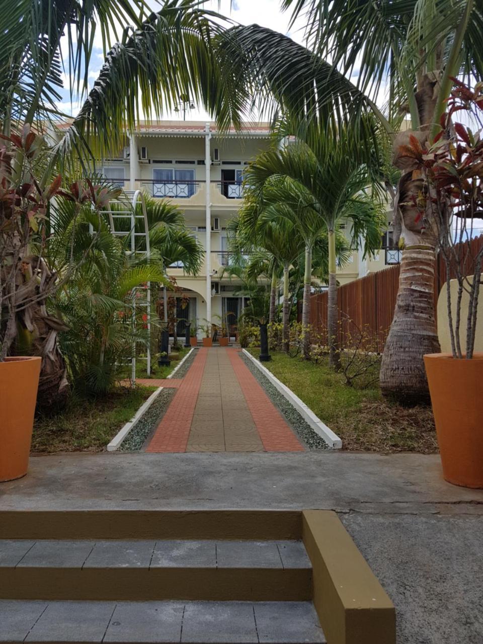 West Coast View Studios & Appartment Flic en Flac Luaran gambar