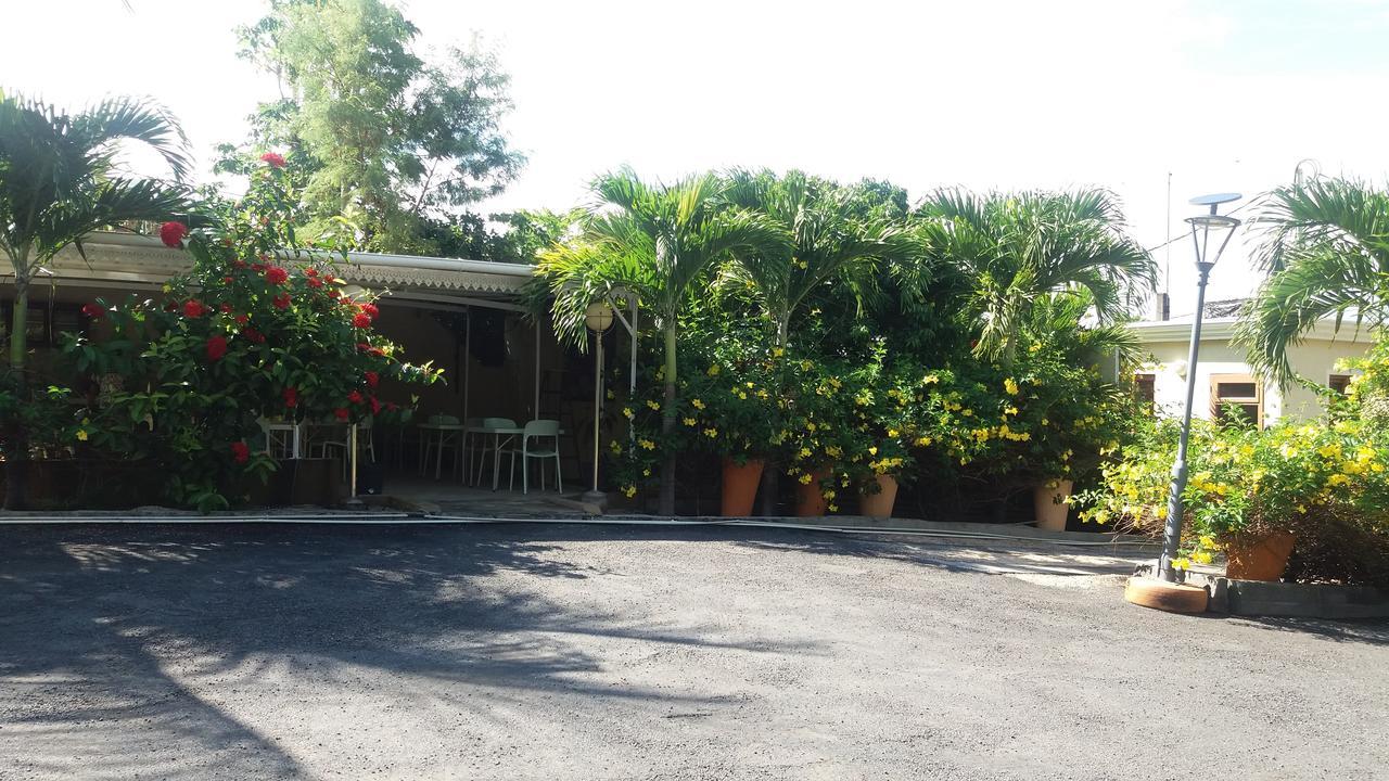 West Coast View Studios & Appartment Flic en Flac Luaran gambar